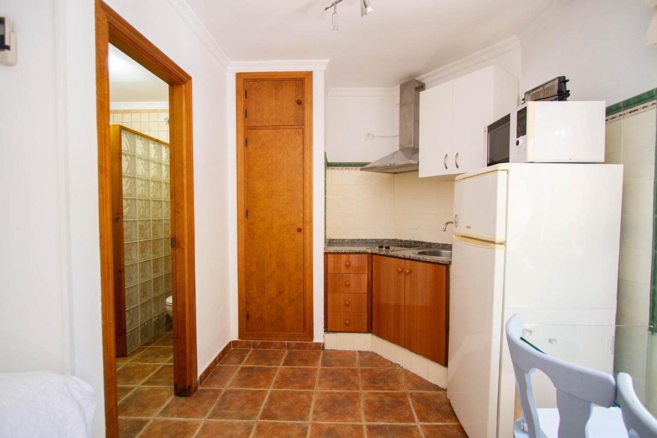 Apartamentos Turisticos Trajano Bolonia Extérieur photo