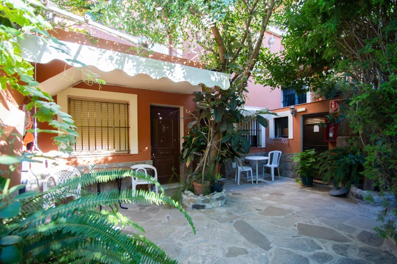Apartamentos Turisticos Trajano Bolonia Extérieur photo