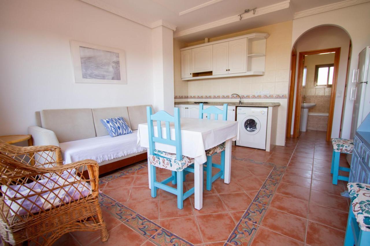 Apartamentos Turisticos Trajano Bolonia Extérieur photo