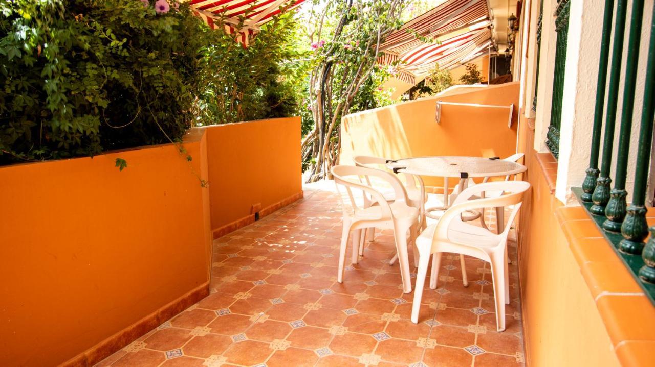 Apartamentos Turisticos Trajano Bolonia Extérieur photo