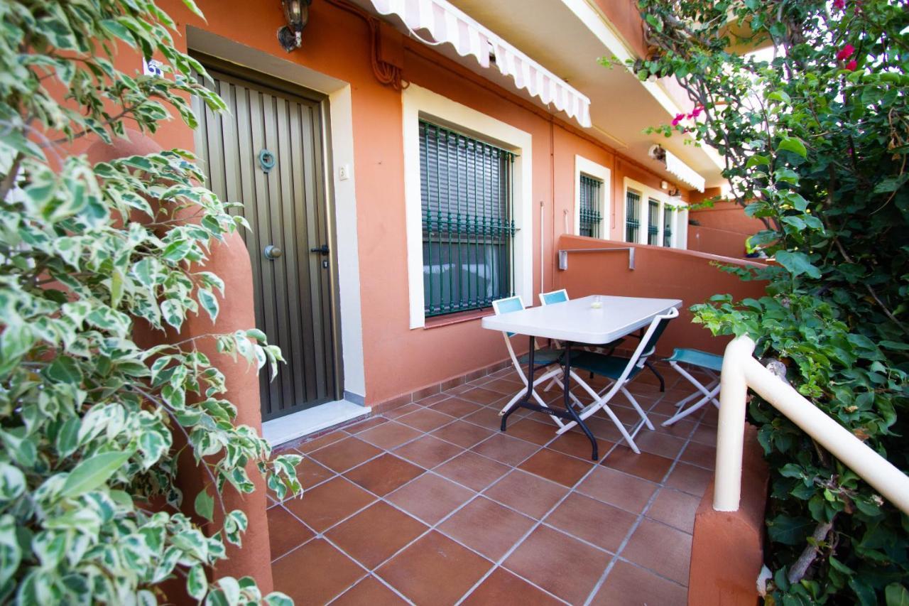 Apartamentos Turisticos Trajano Bolonia Extérieur photo