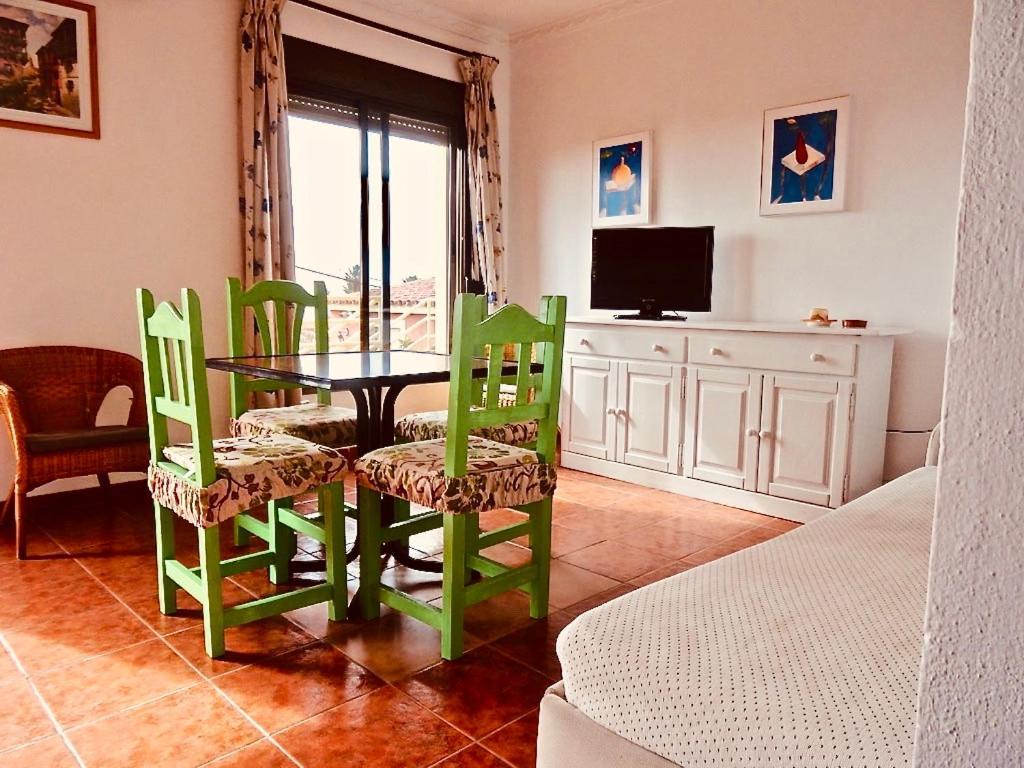 Apartamentos Turisticos Trajano Bolonia Extérieur photo